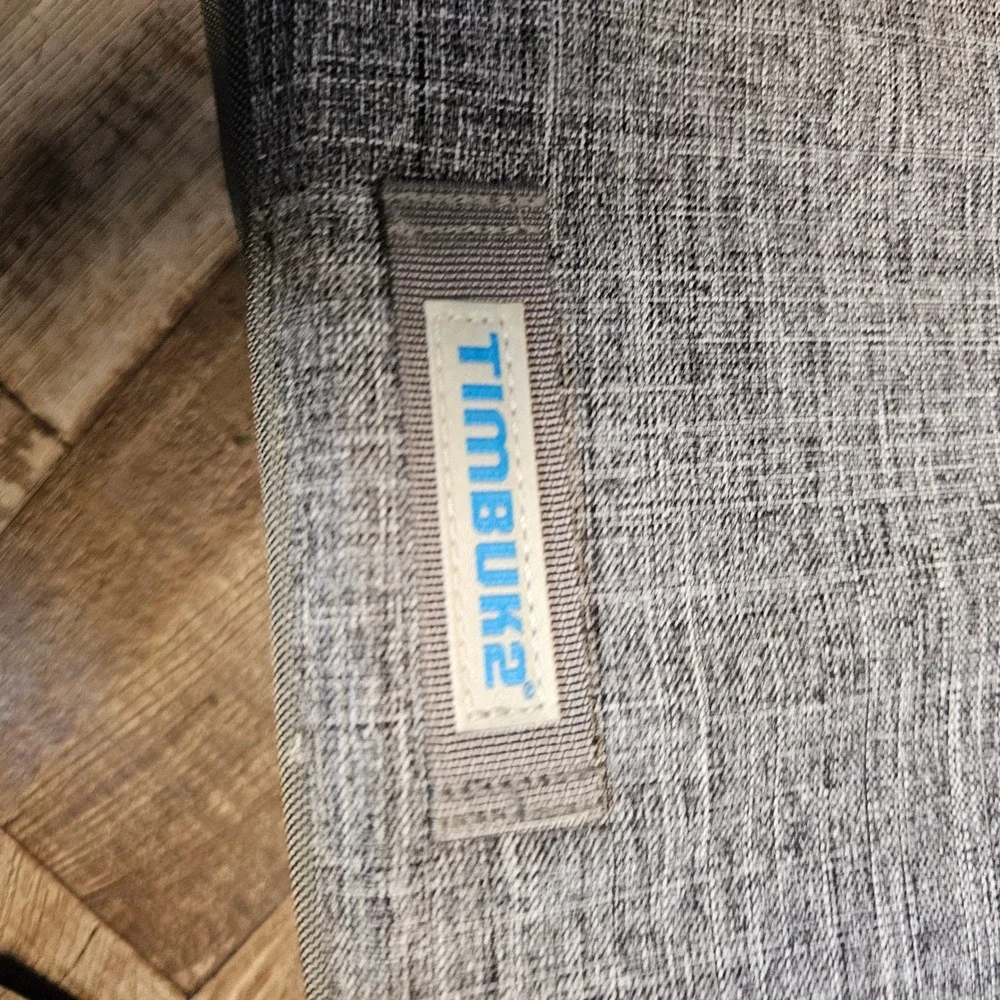 Timbuk2 Messenger Bag Grey Heather Blue Lining Adjustable Strap Laptop Travel